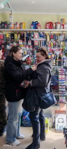 Центральная библиотека с.им.Полины Осипенко провела акцию "Георгиевская ленточка"