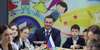Дмитрий Демешин: Нам нужны новые талантливые поколения, которые подхватят наше дело! - Район им. Полины Осипенко