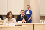 Дмитрий Демешин взял на контроль проблемные вопросы здравоохранения, прозвучавшие на прямой линии