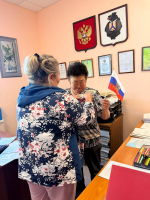 День Государственного Флага России отметила библиотека с.Владимировка